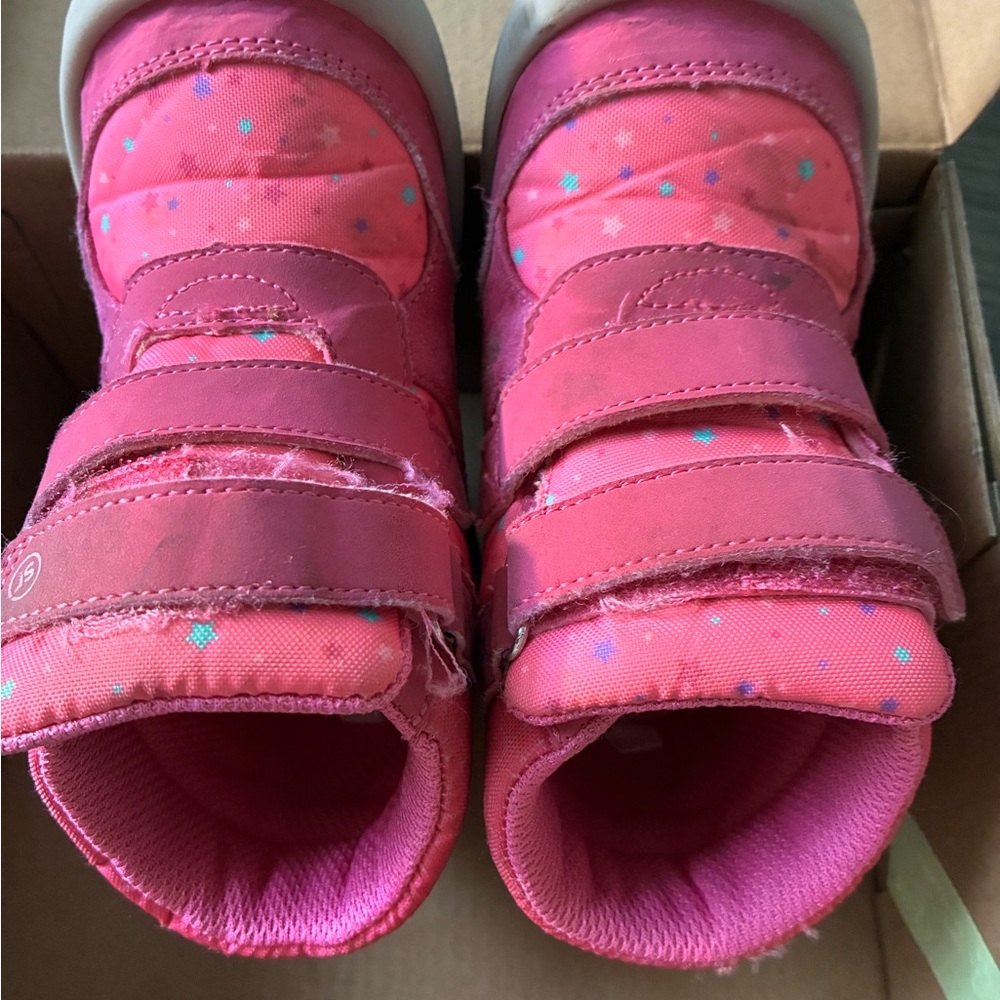 Stride Rite Pink Star Pattern Kids Boots - Picture 3 of 5